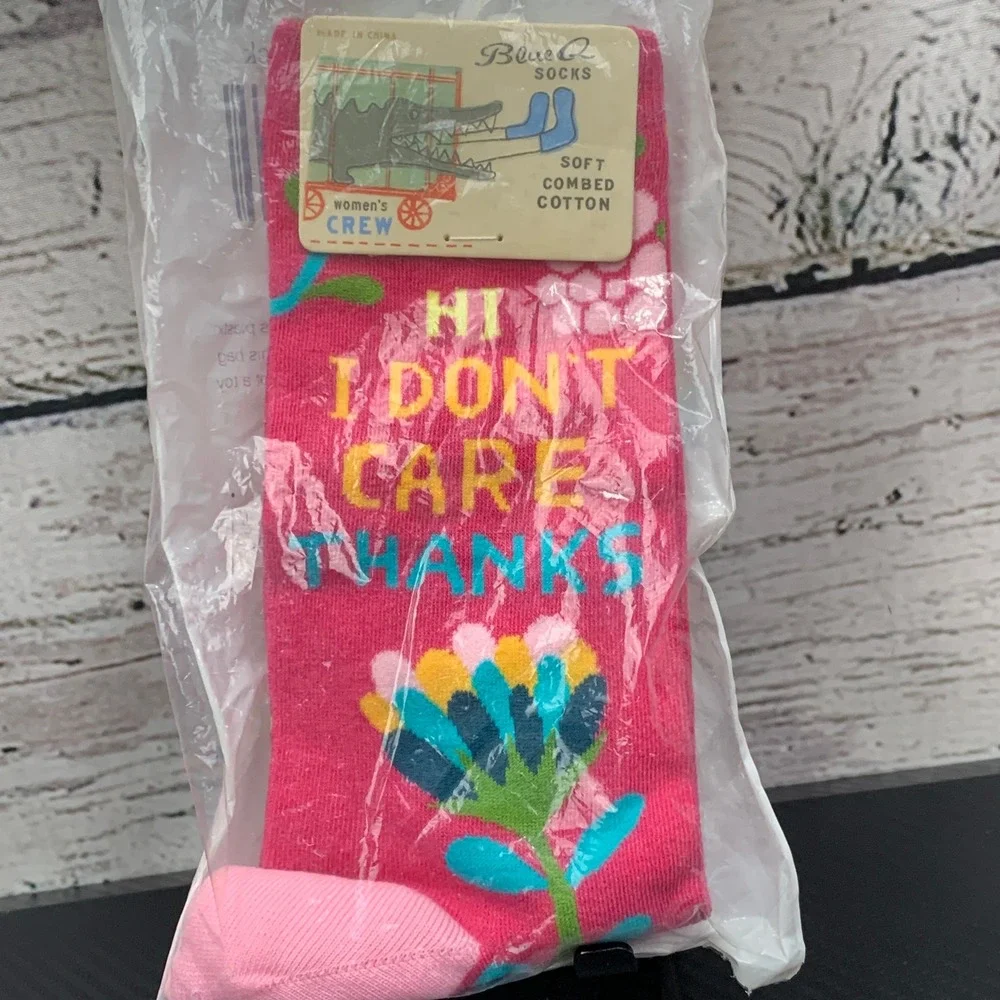 Blue Q Socks Hi I Don't‎ Care Crew Socks Soft Combed Cotton Women's NEW